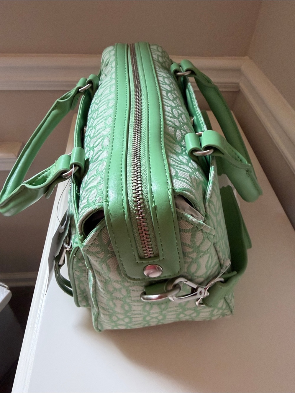 Time and Tru Green Patterned Satchel Tote - Picture 7 of 8